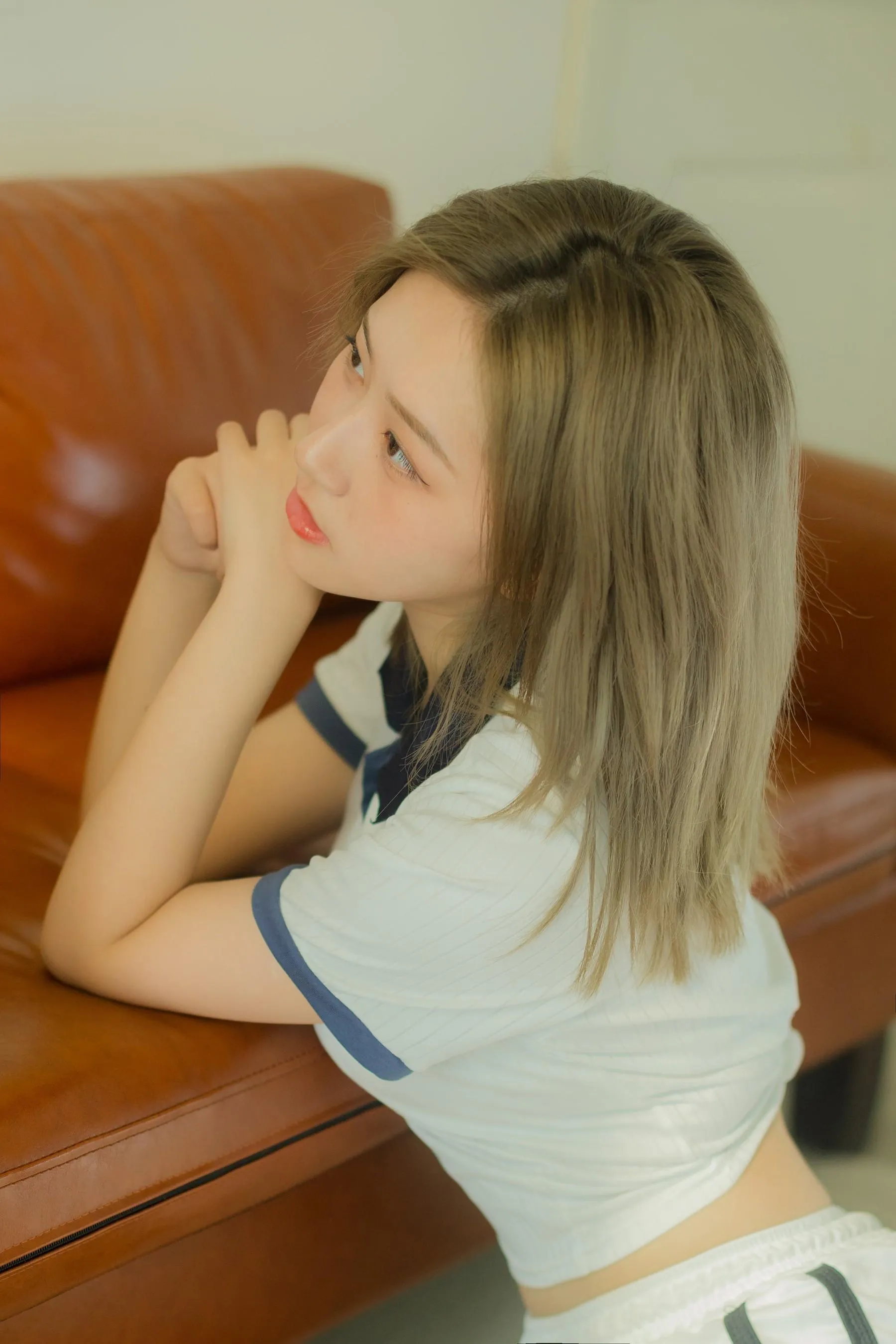 [YITUYU艺图语]2022.09.21 居家物语 _三余_ [29P]插图1